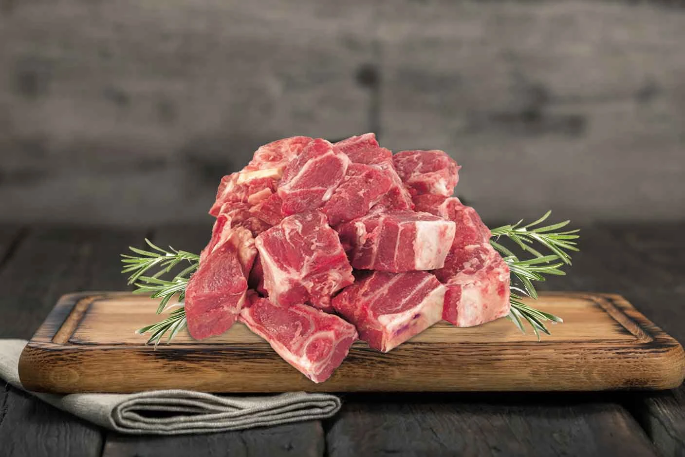 Halal Spring Lamb leg diced (with bone)